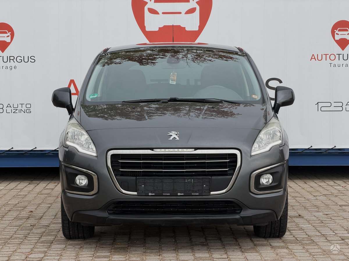 Peugeot 3008 2015 — interior