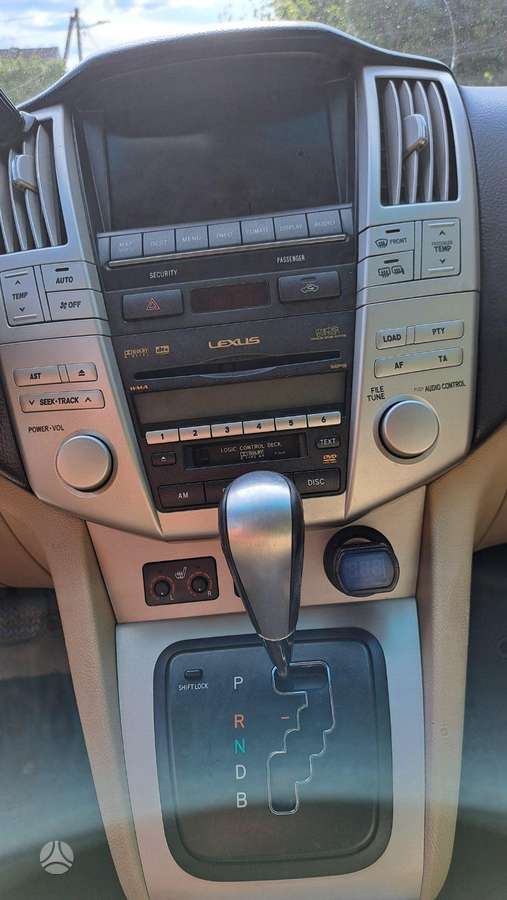 Lexus RX 2009 — photo 7