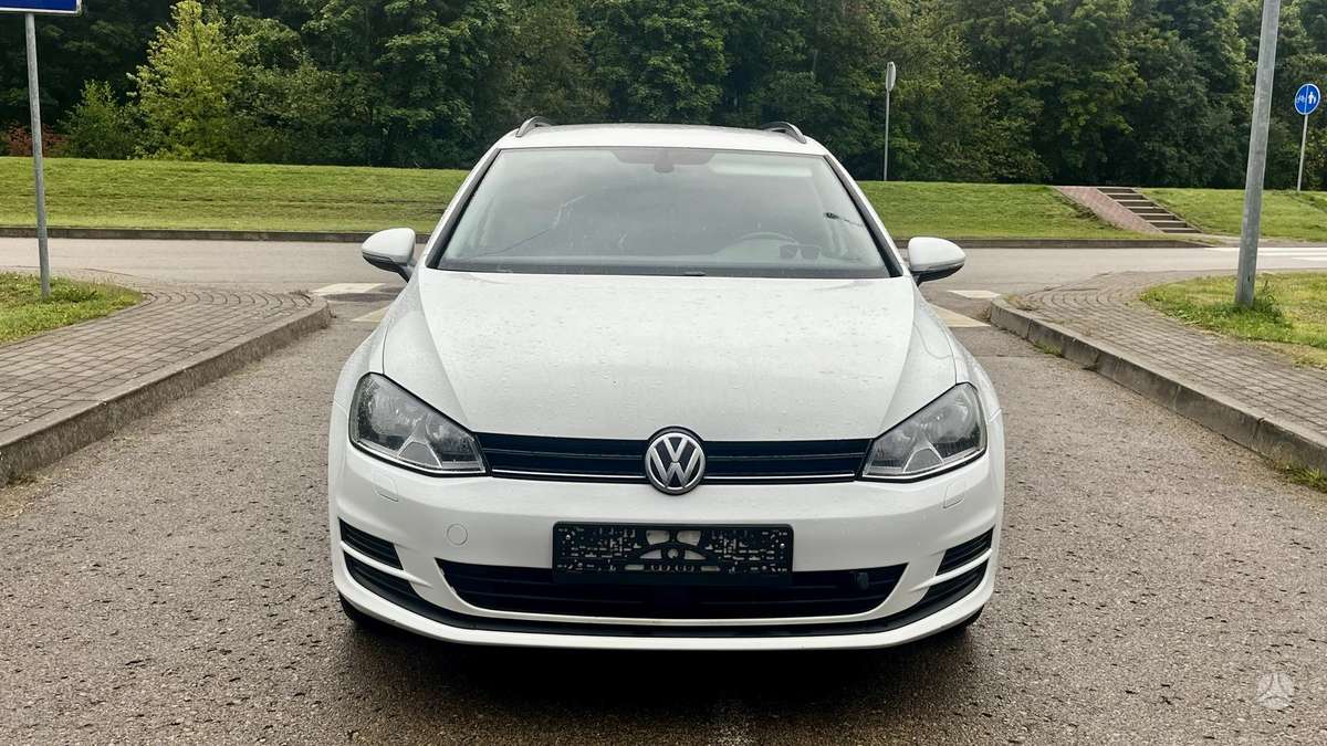 Volkswagen Golf 2014 — interior