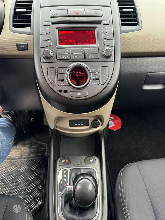 Kia Soul 2012 — photo 12
