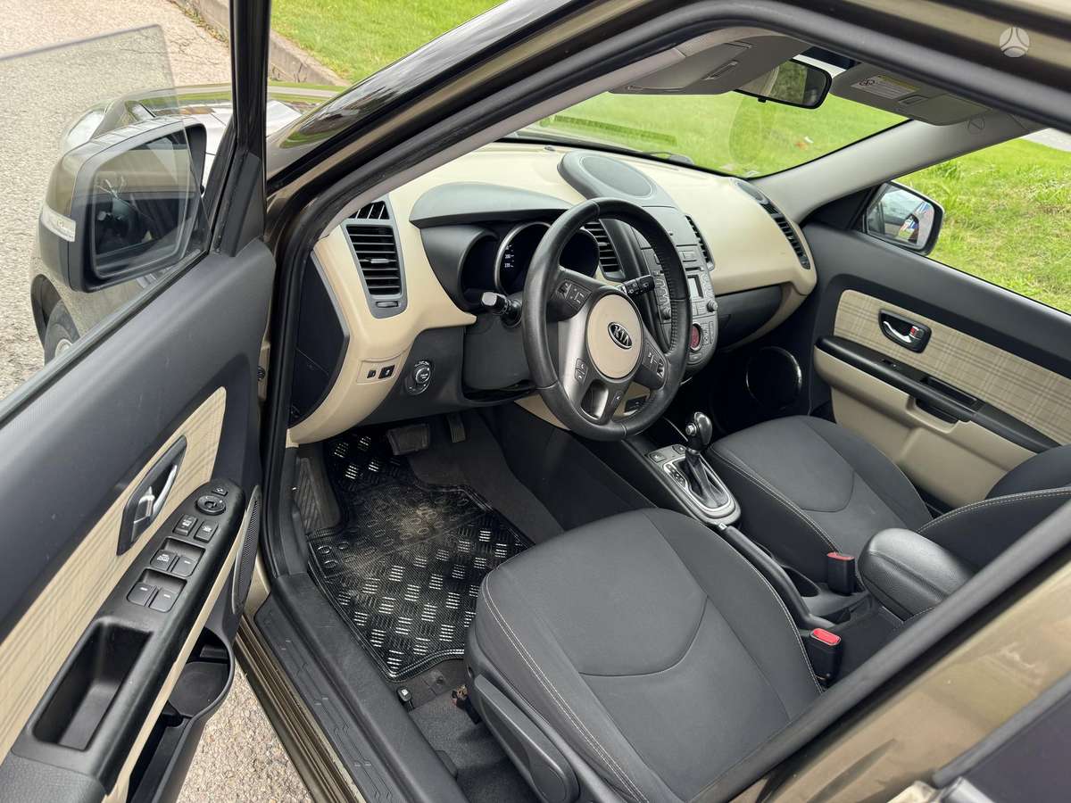 Kia Soul 2012 — photo 8