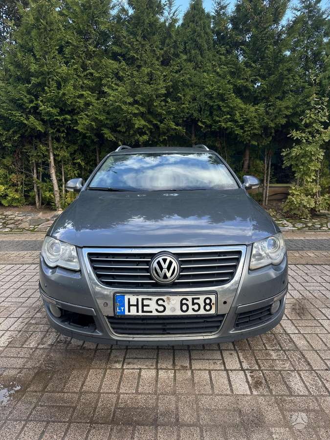 Volkswagen Passat 2006 — вигляд ззаду