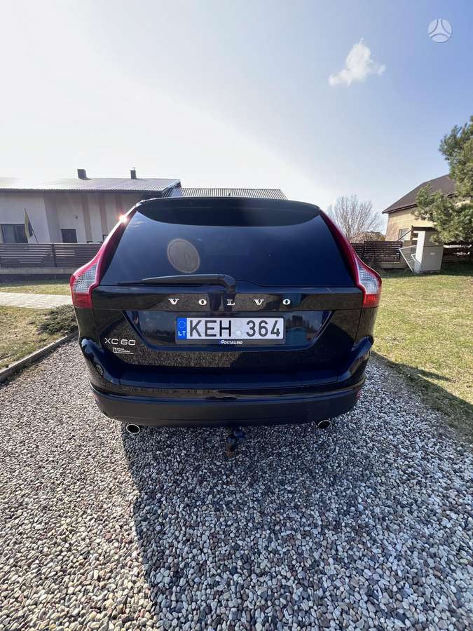Volvo XC60 2010 — photo 5