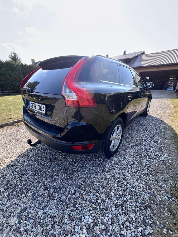 Volvo XC60 2010 — photo 6