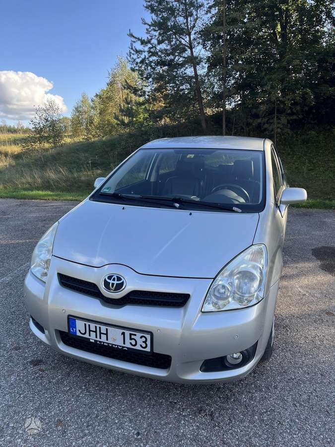 Toyota Corolla 2007 — салон