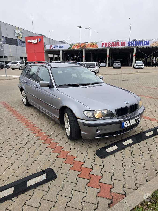 BMW 320, 2004