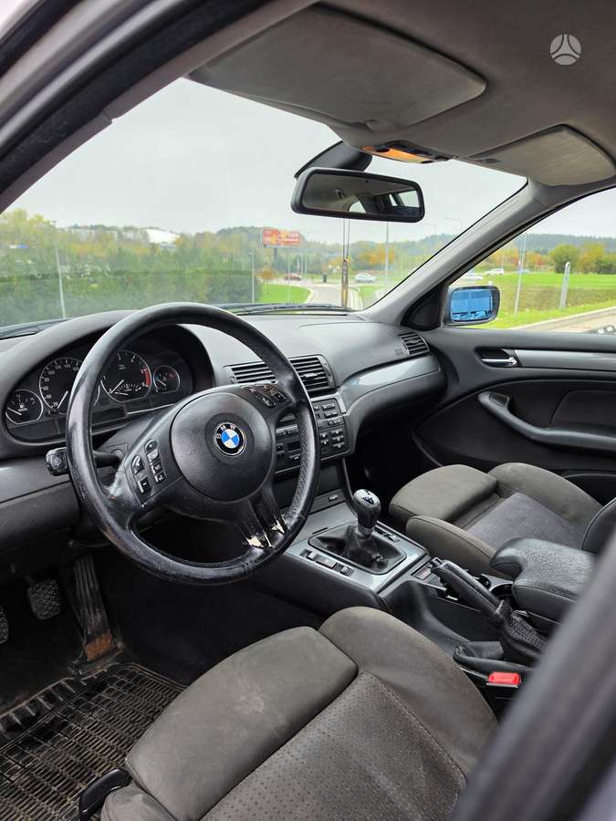 BMW 320 2004 — photo 6