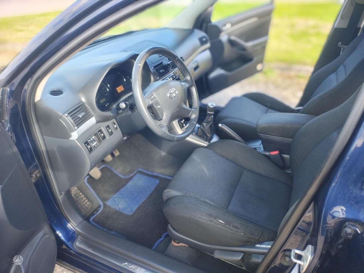 Toyota Avensis 2008 — photo 15