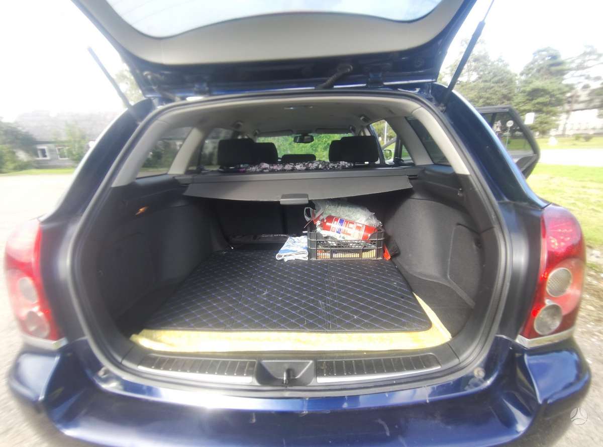 Toyota Avensis 2008 — photo 21