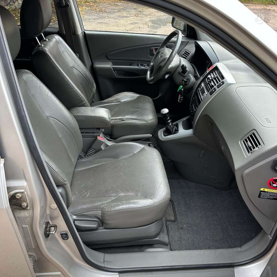 Hyundai Tucson 2006 — photo 11