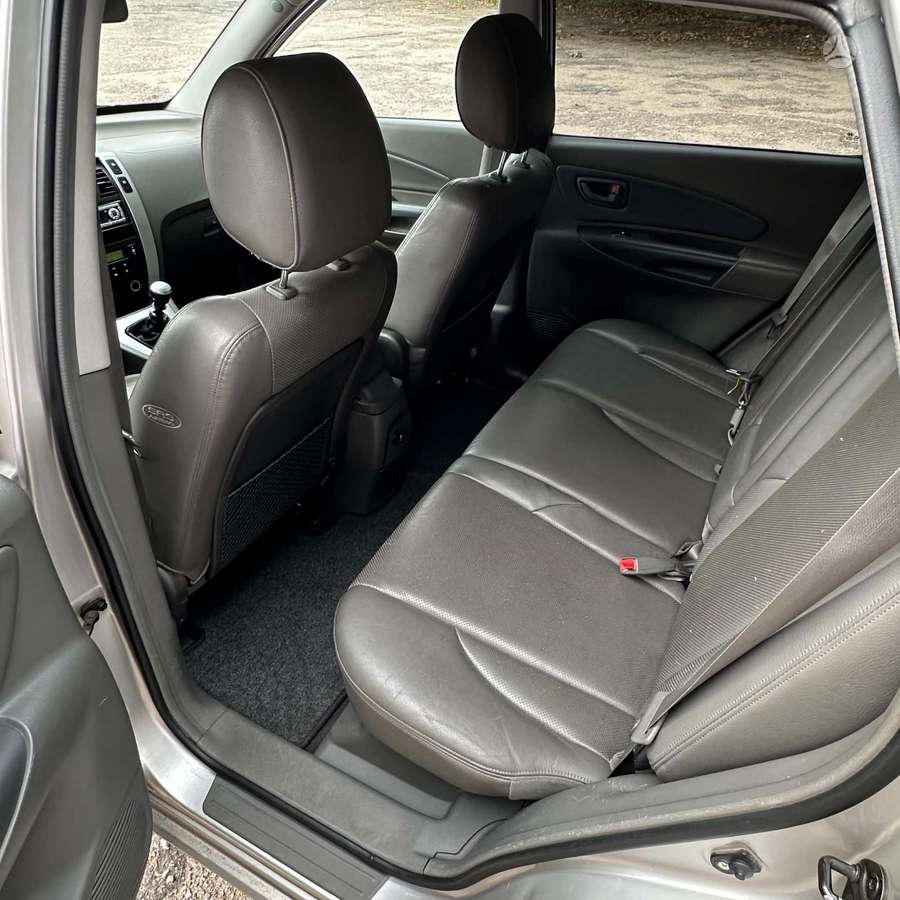 Hyundai Tucson 2006 — photo 9