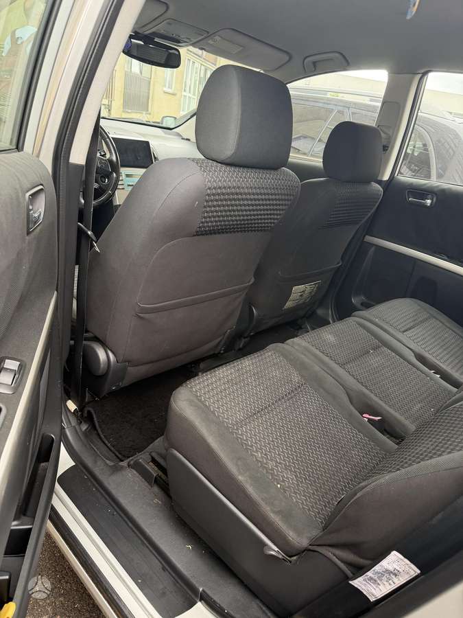 Toyota Corolla 2008 — rear view