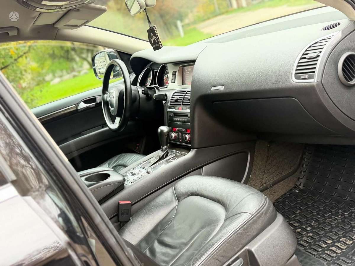 Audi Q7 2008 — photo 7