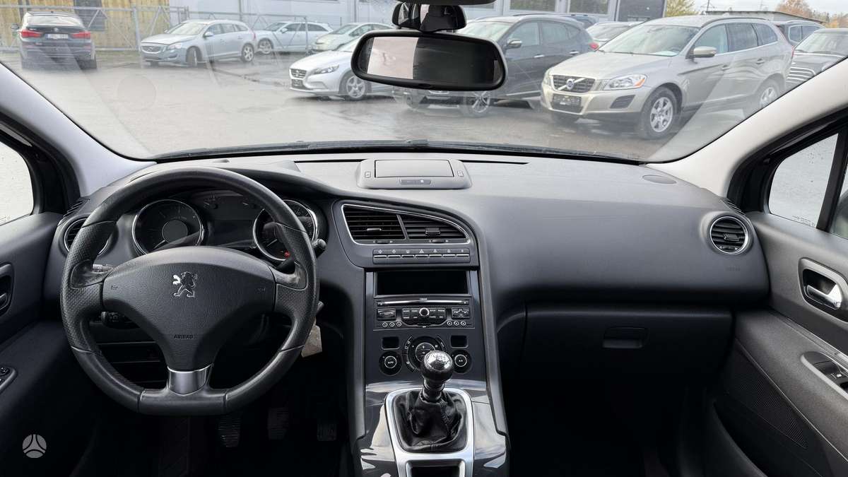 Peugeot 5008 2012 — photo 8