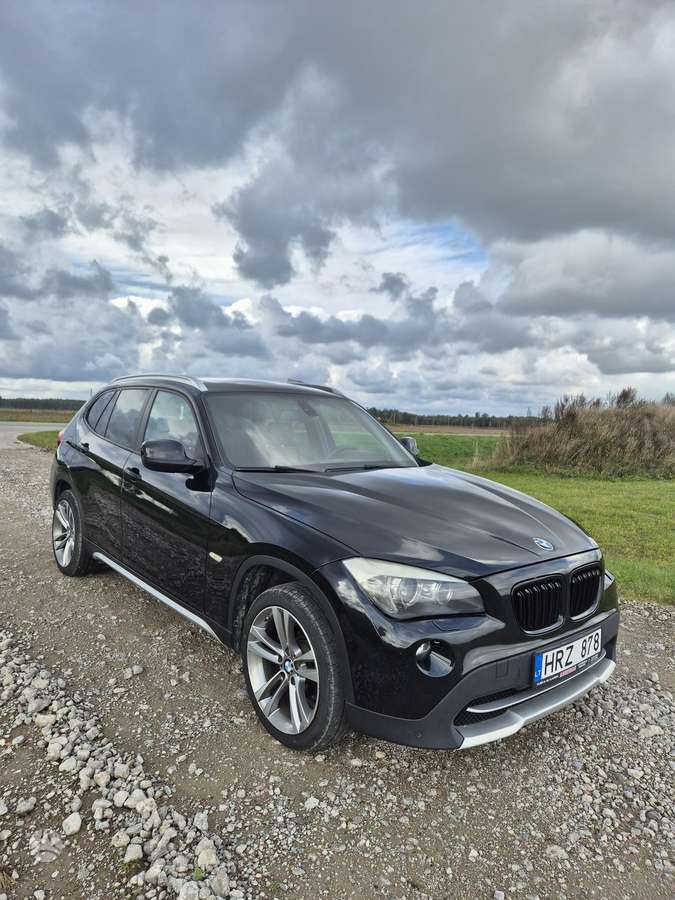 BMW X1 2009 — вигляд ззаду