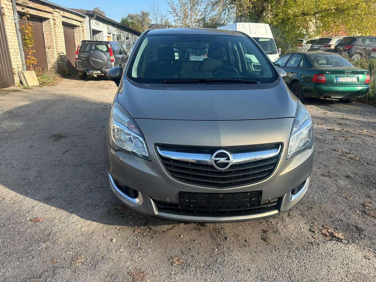 Opel Meriva 2015 — photo 7