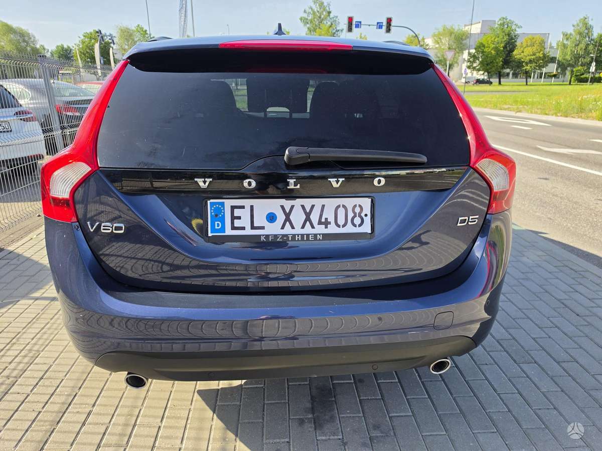 Volvo V60 2011 — photo 19