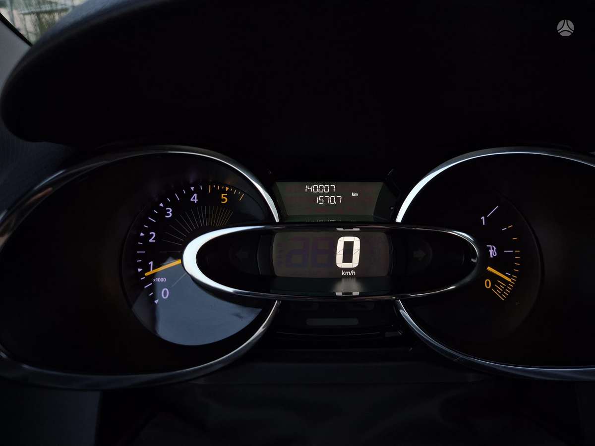 Renault Clio 2015 — photo 7
