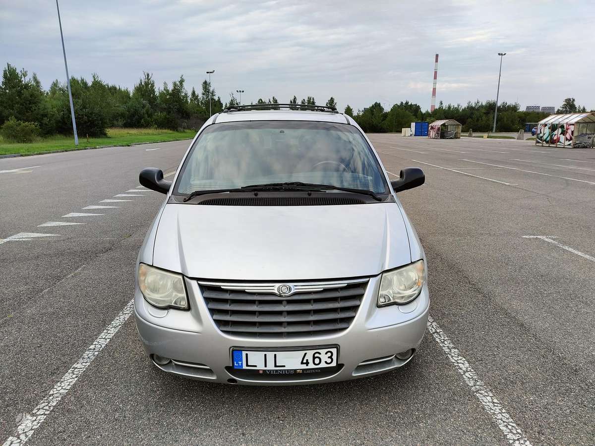 Chrysler Voyager 2008 — photo 24
