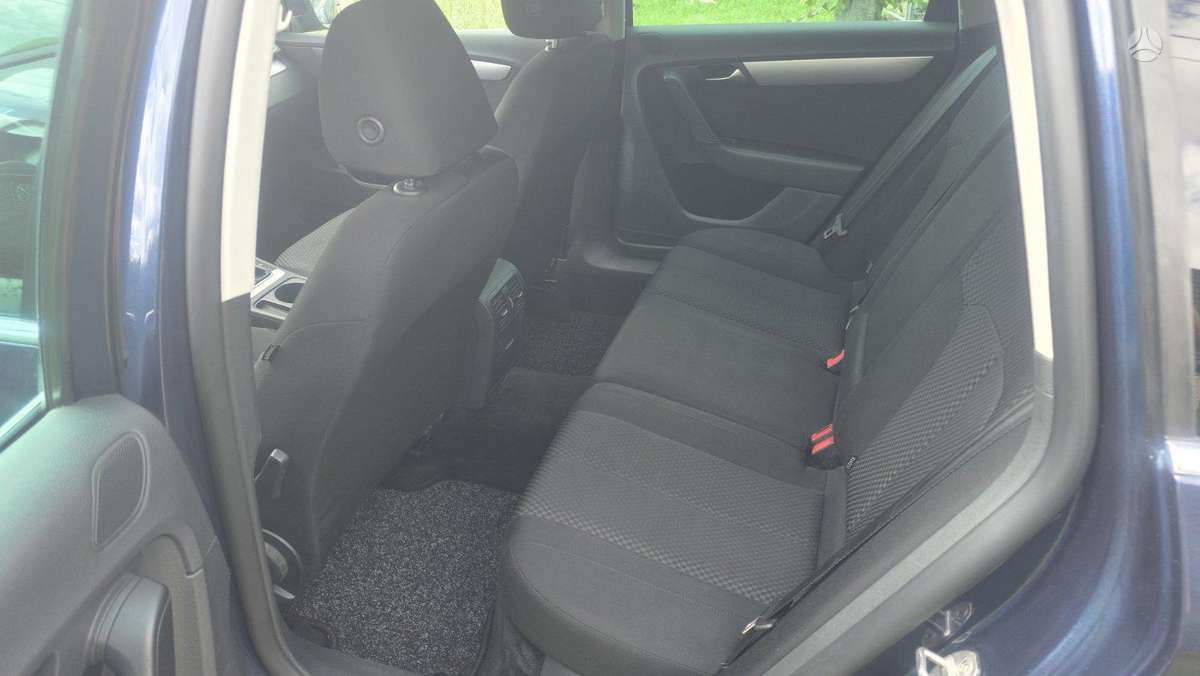 Volkswagen Passat 2013 — photo 11