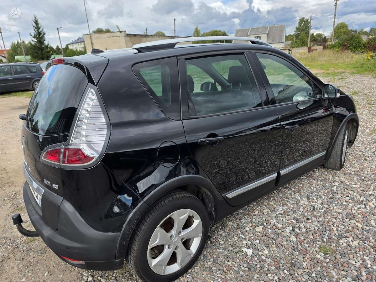 Renault Scenic 2014 — салон