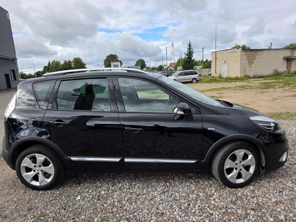 Renault Scenic 2014 — двигун 1461 cm³, 110 HP (81kW)