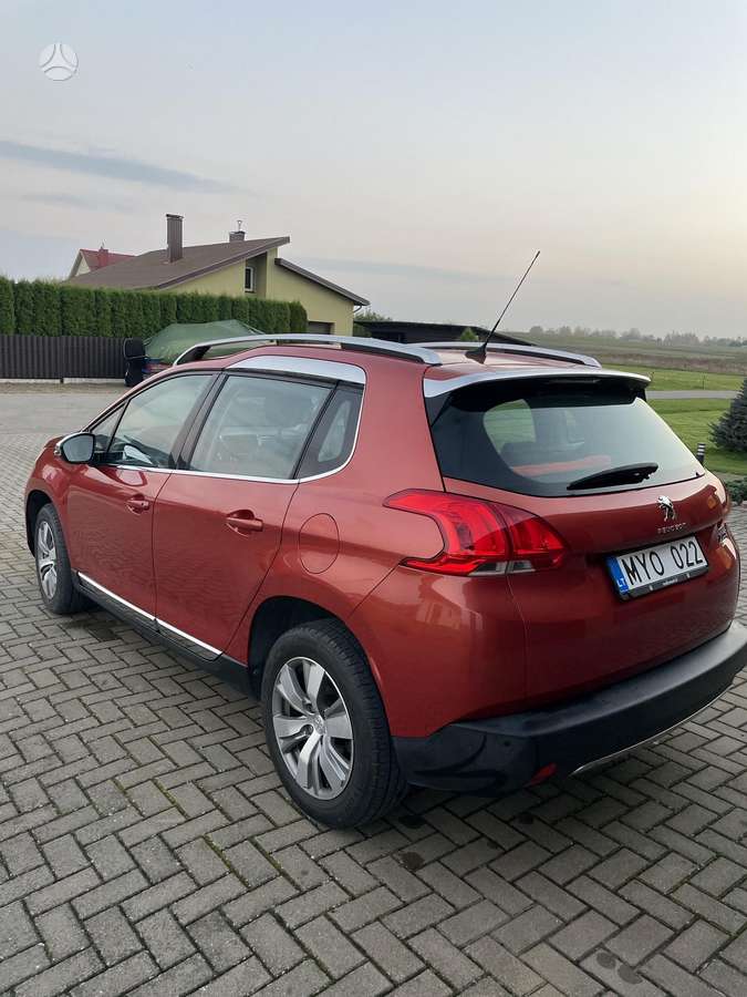 Peugeot 2008 2014 — двигун 1560 cm³, 92 HP (68kW)