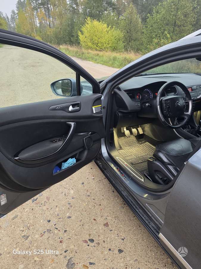 Citroen C5 2010 — photo 8