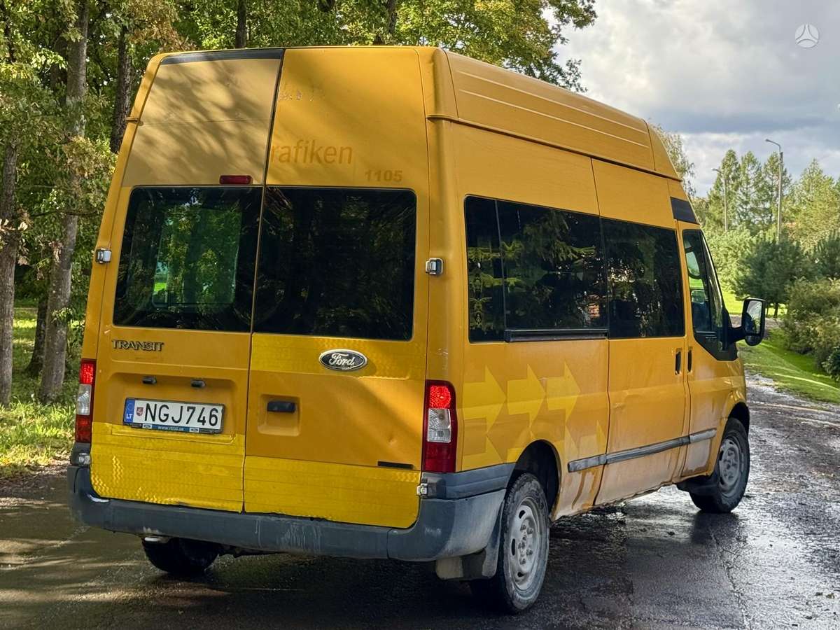 Ford Transit 2011 — двигун 2200 cm³, 131 HP (96kW)