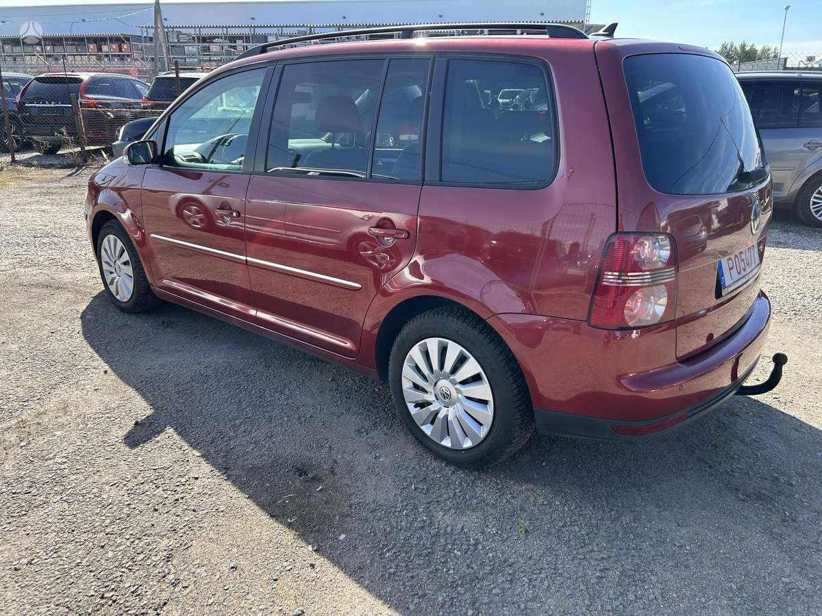 Volkswagen Touran 2007 — photo 10