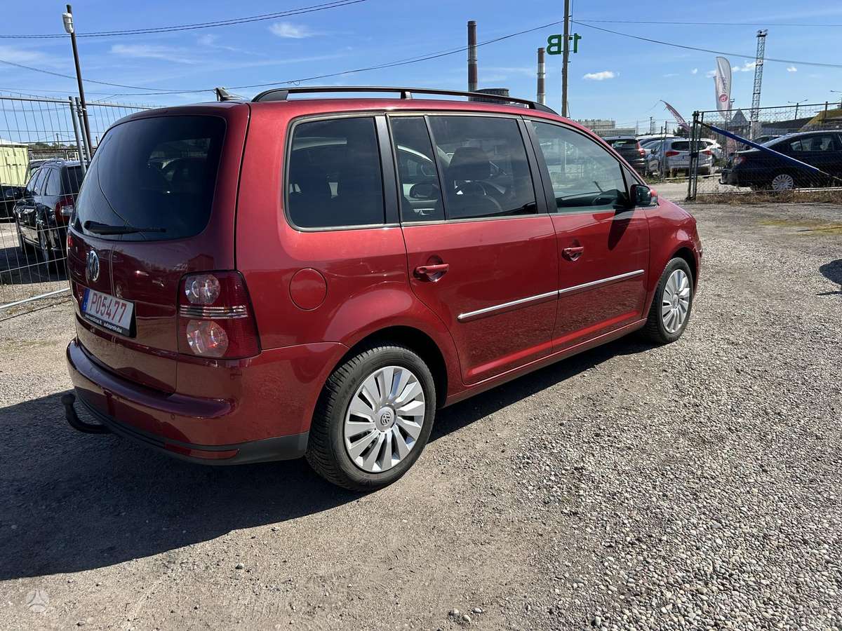 Volkswagen Touran 2007 — engine 1390 cm³, 140 HP (103kW)