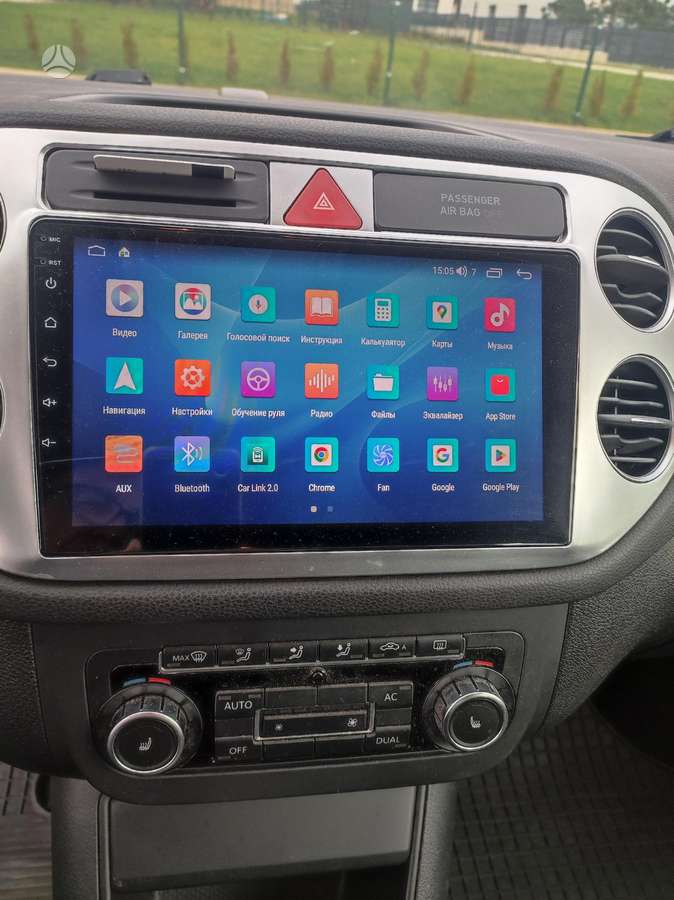 Volkswagen Tiguan 2010 — photo 16