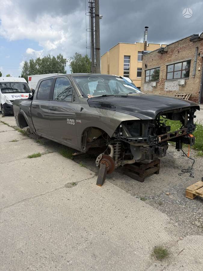 Dodge Ram 2014 — вигляд ззаду