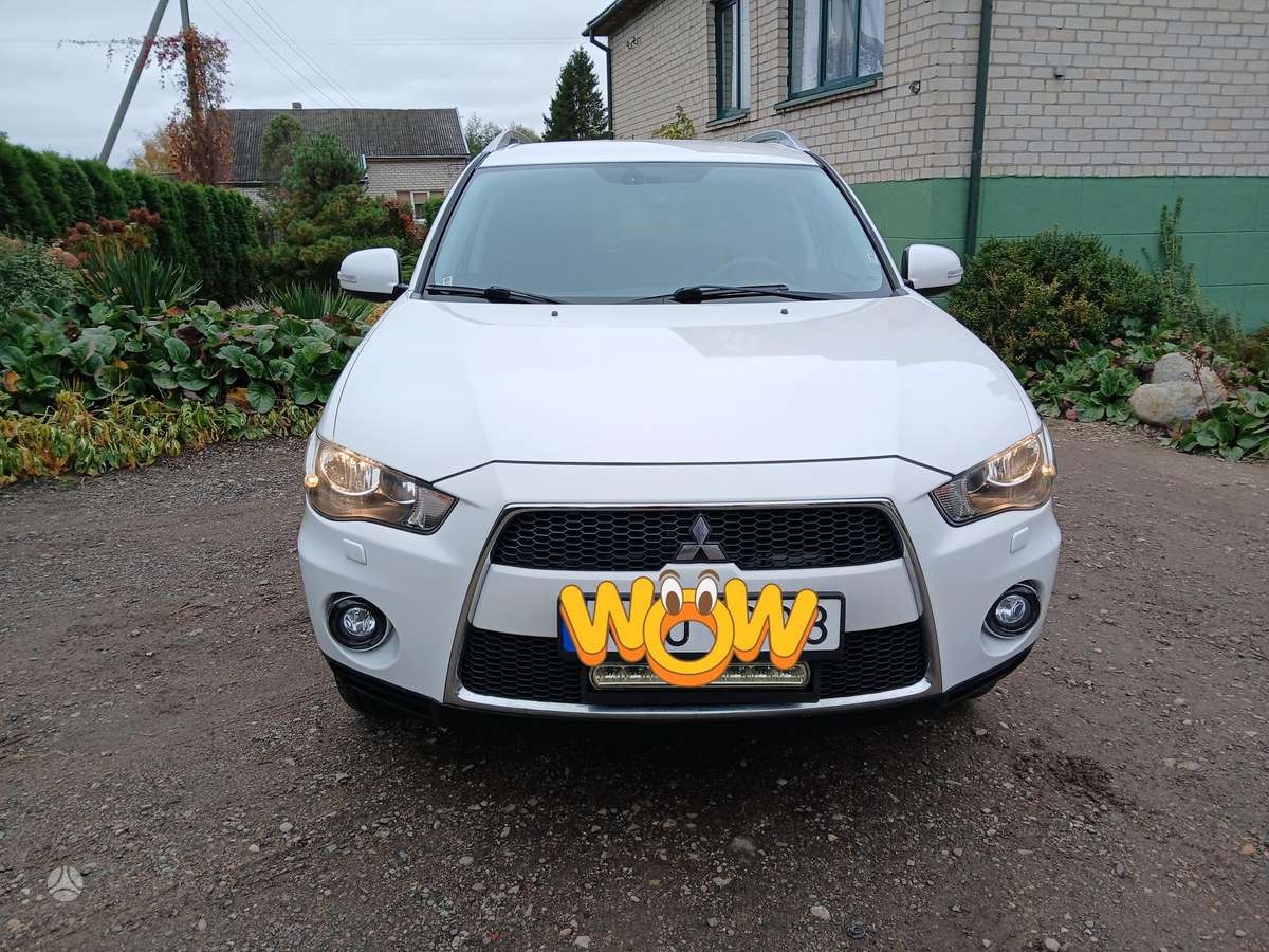 Mitsubishi Outlander 2010 — photo 9