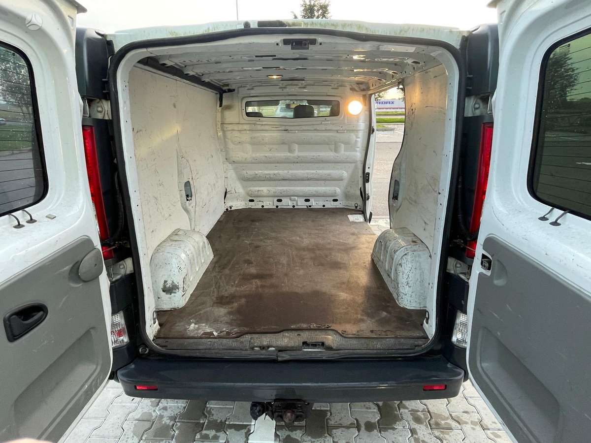 Renault Trafic 2007 — фото 11