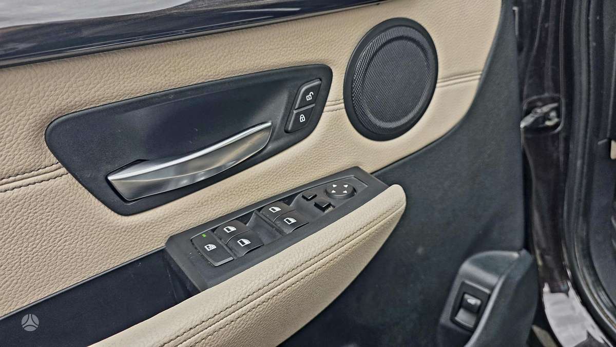 BMW 216 2015 — photo 21