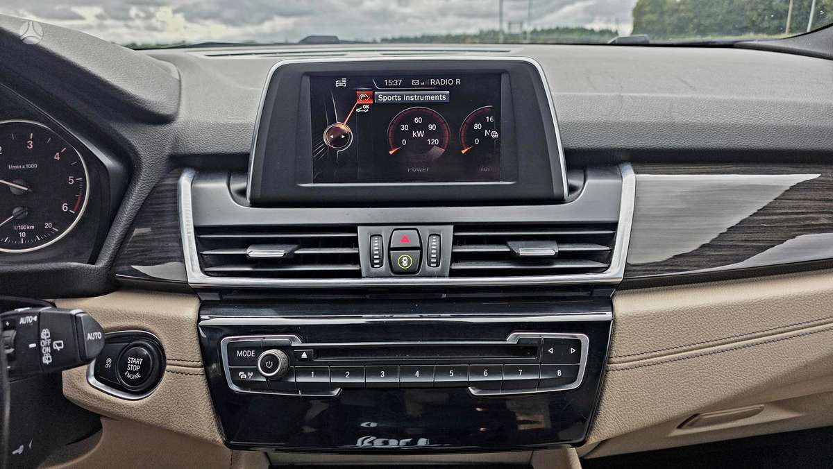 BMW 216 2015 — photo 33