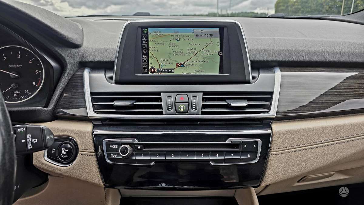 BMW 216 2015 — photo 38