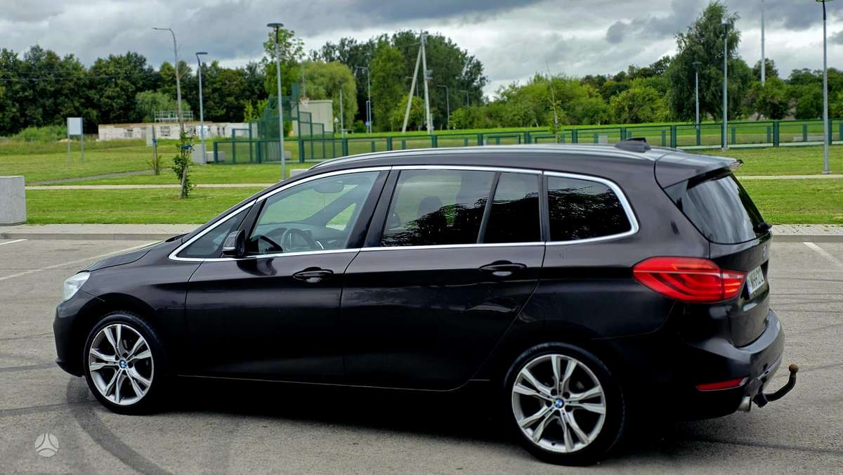 BMW 216 2015 — engine 1496 cm³, 116 HP (85kW)