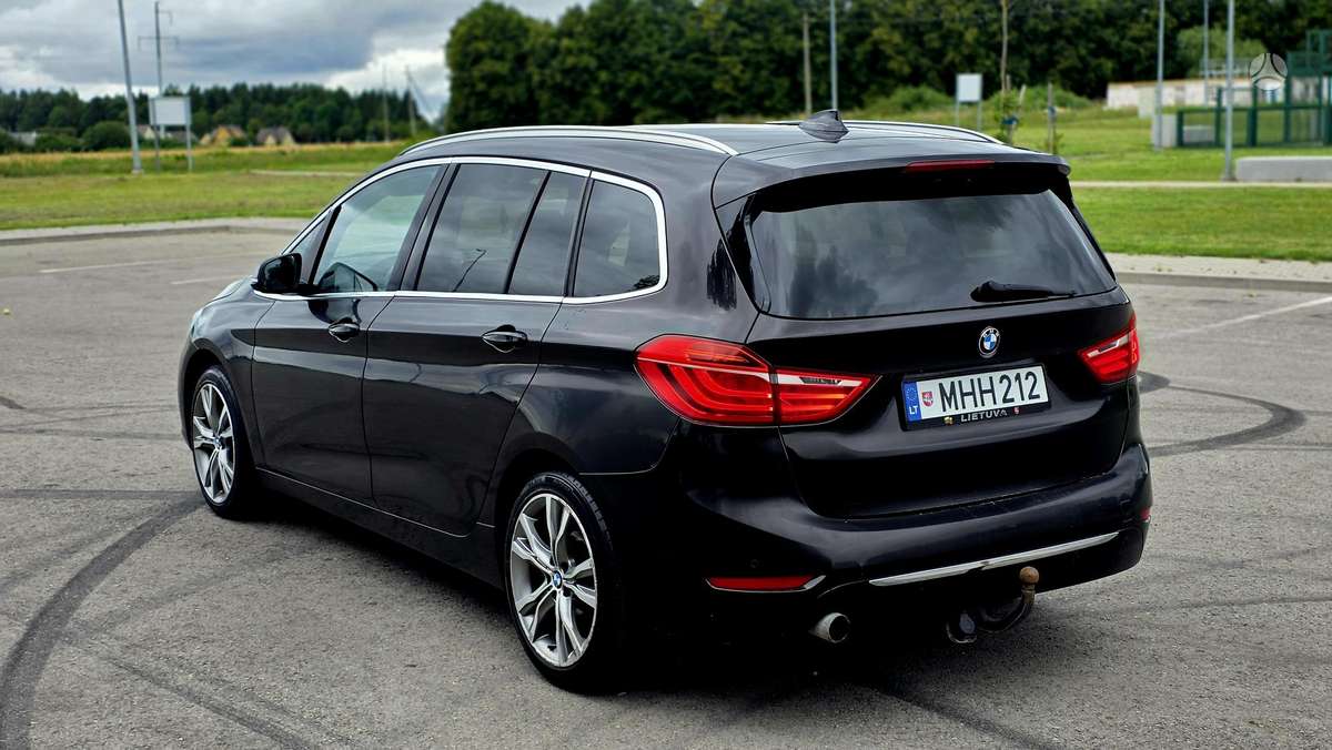 BMW 216 2015 — photo 5