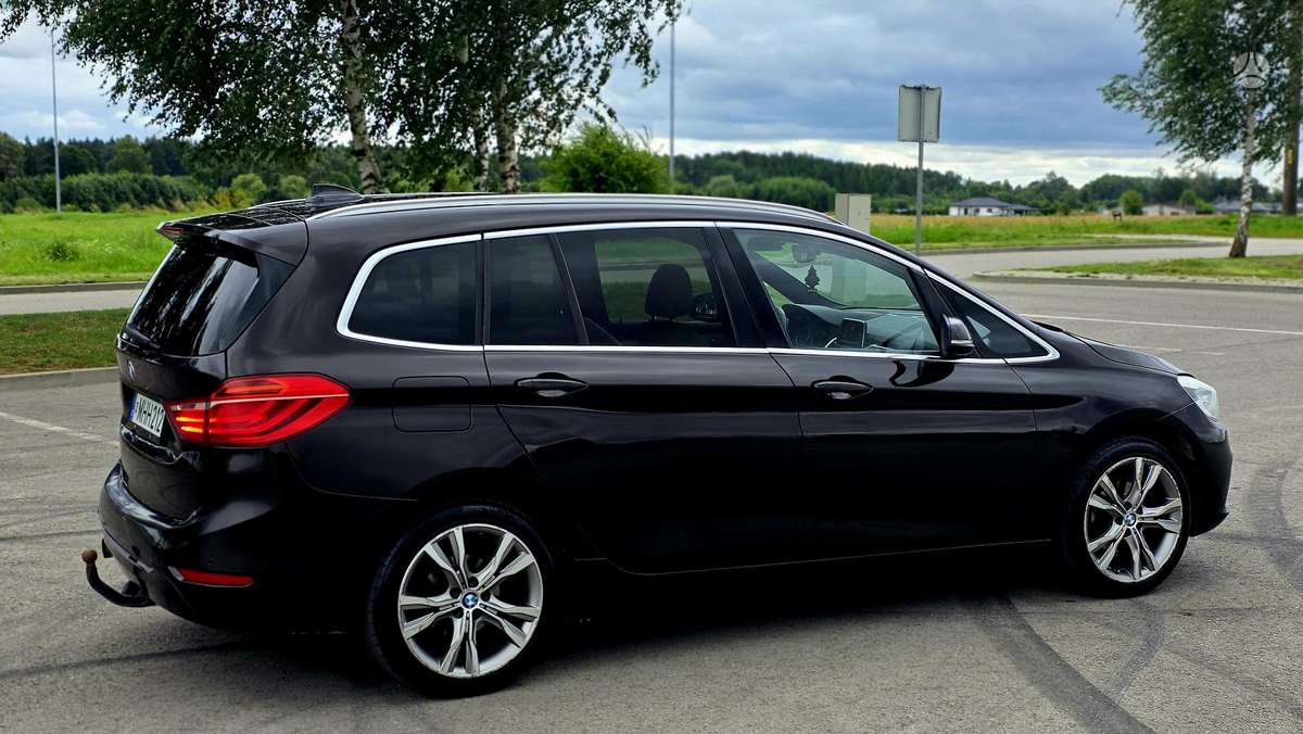 BMW 216 2015 — photo 8
