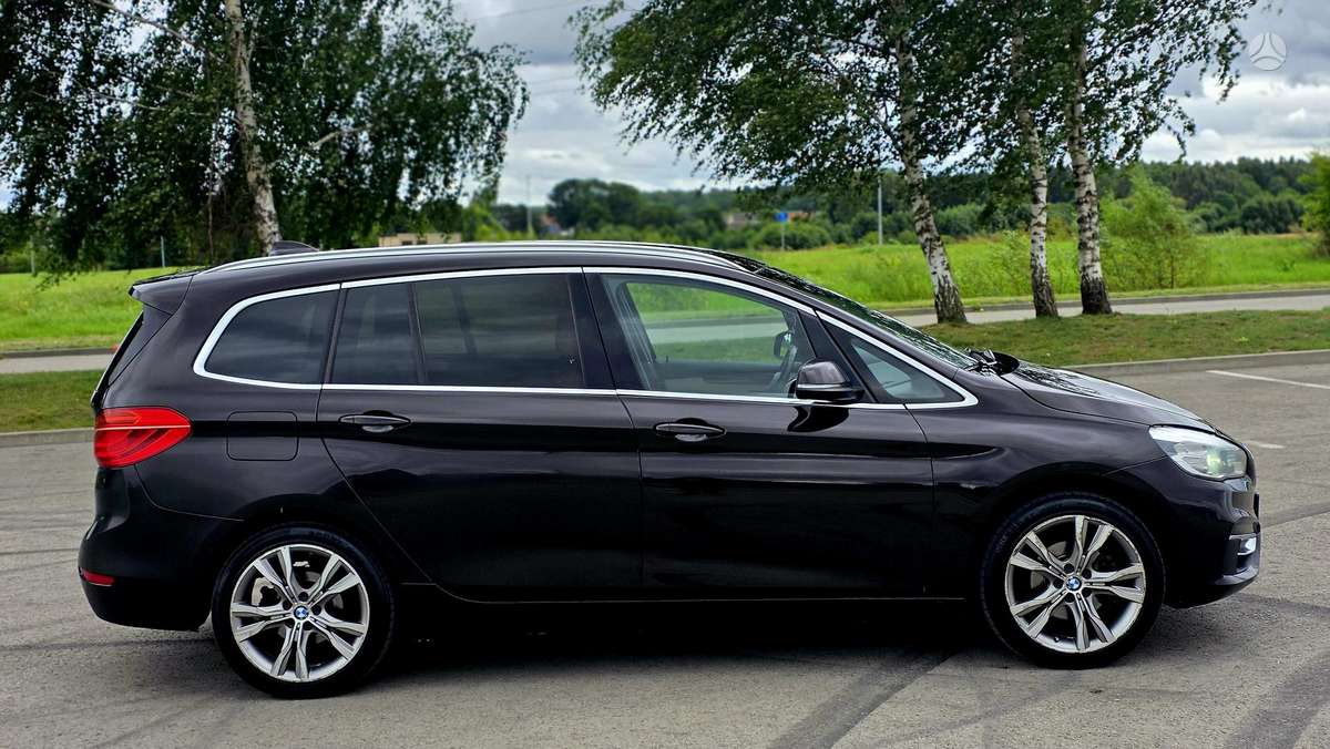 BMW 216 2015 — photo 9