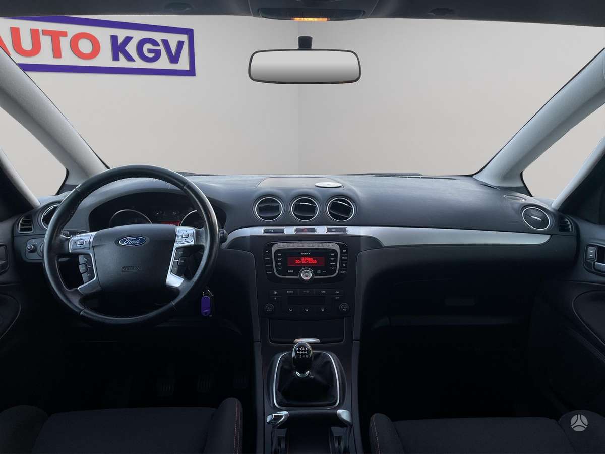 Ford S-MAX 2012 — photo 12