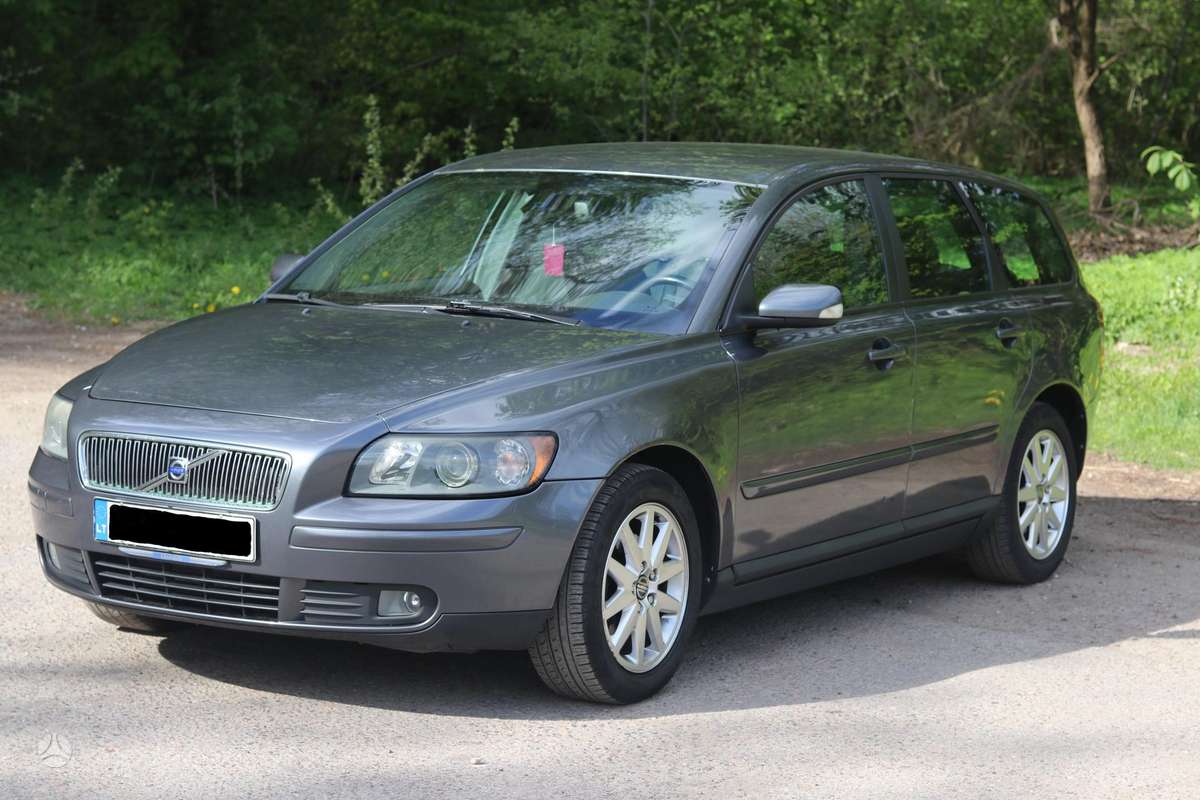 Volvo V50 2006 — вигляд ззаду