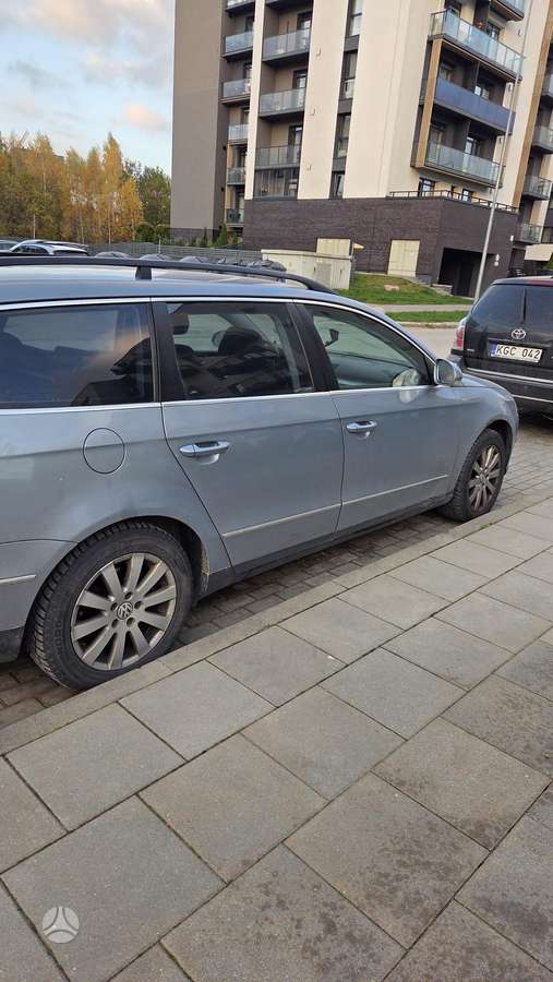 Volkswagen Passat 2008 — engine 1896 cm³, 105 HP (77kW)