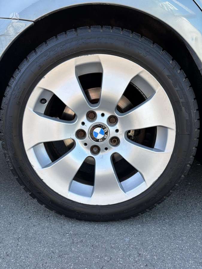 BMW 320 2007 — photo 17
