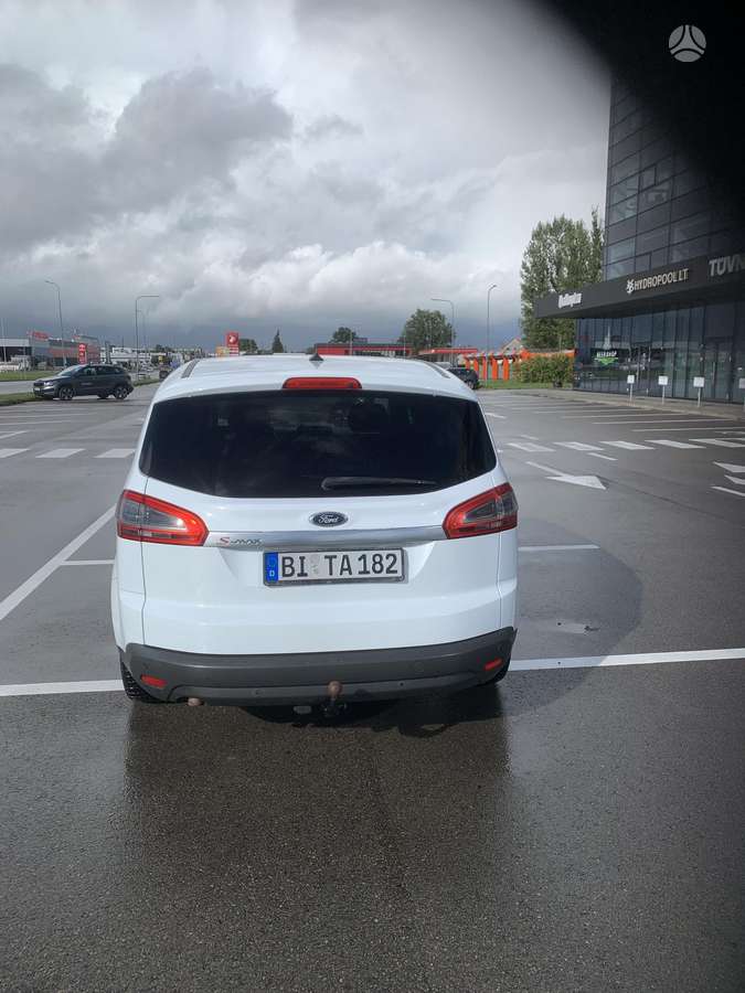 Ford S-MAX 2011 — photo 19