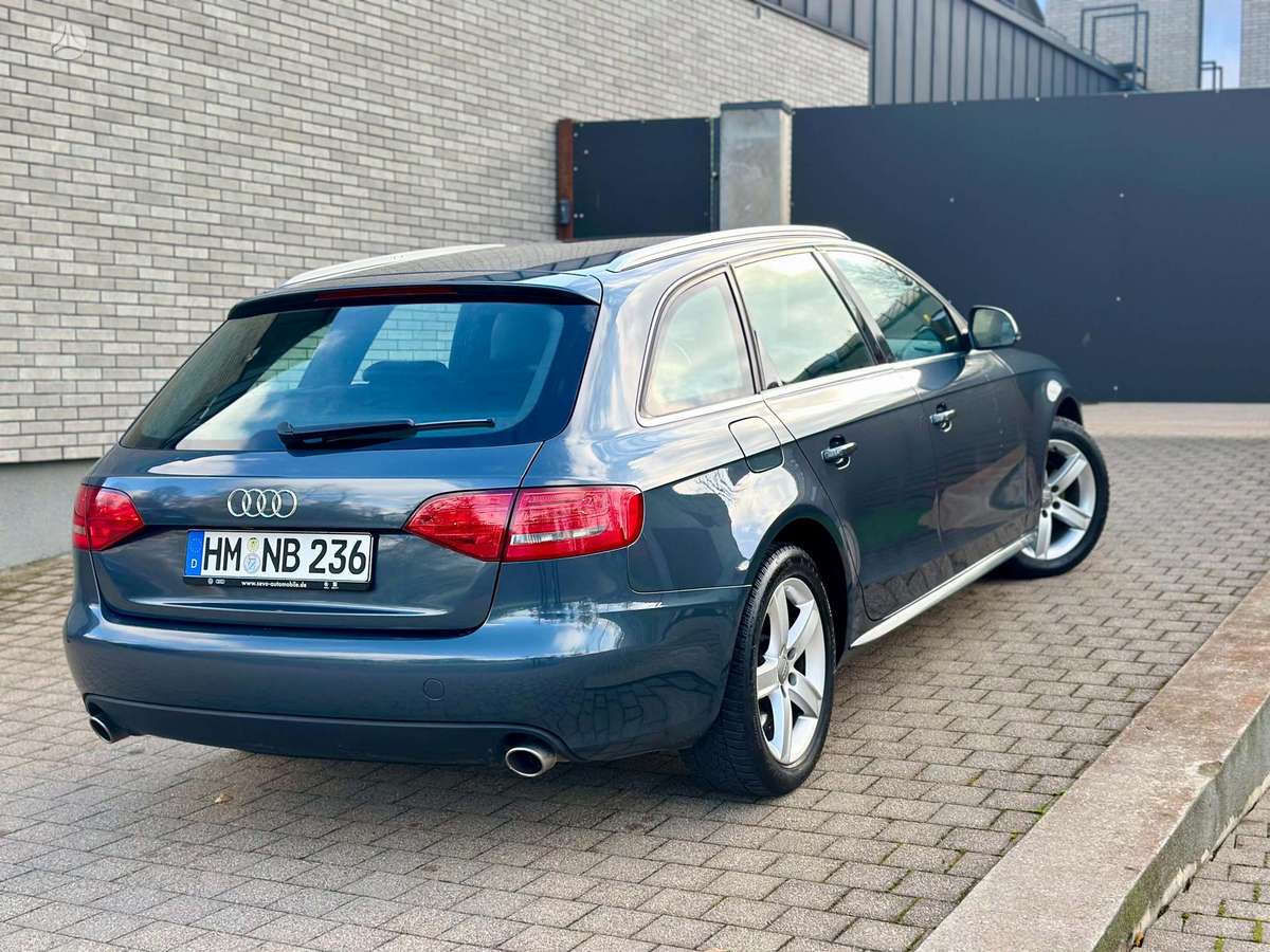 Audi A4 2009 — photo 5
