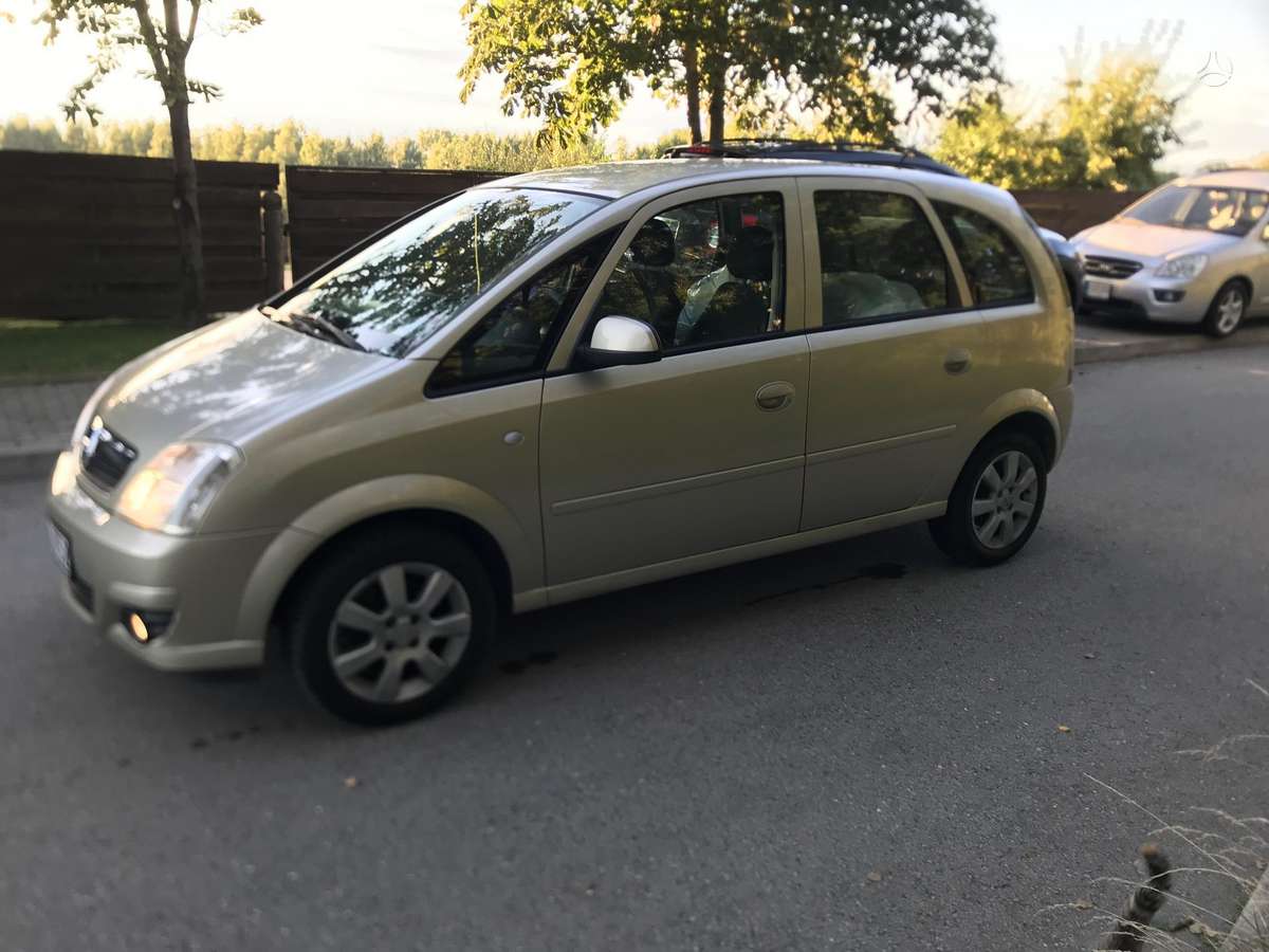 Opel Meriva 2007 — interior