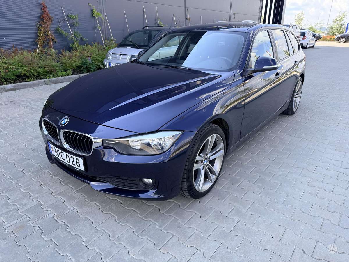 BMW 320, 2015